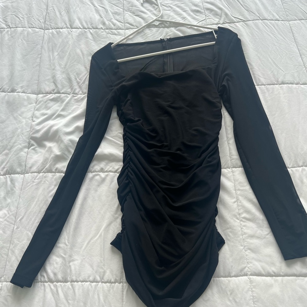 Elegant Black Long Sleeve Dress